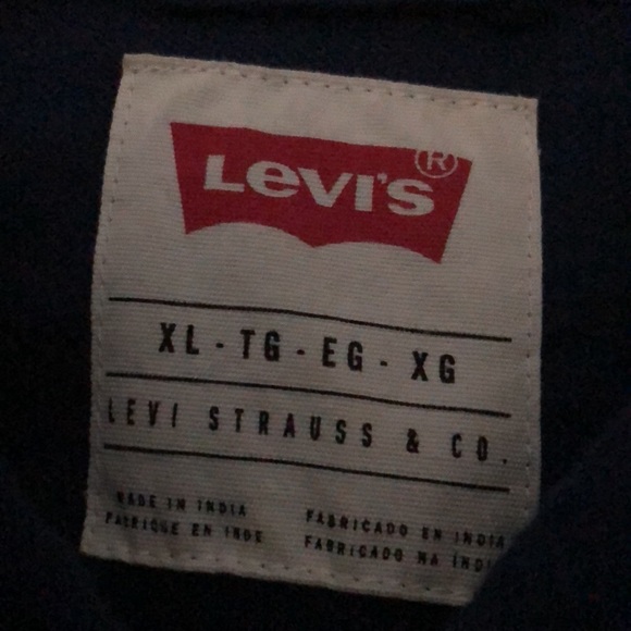 Long sleeve button Levi shirt - Picture 3 of 3